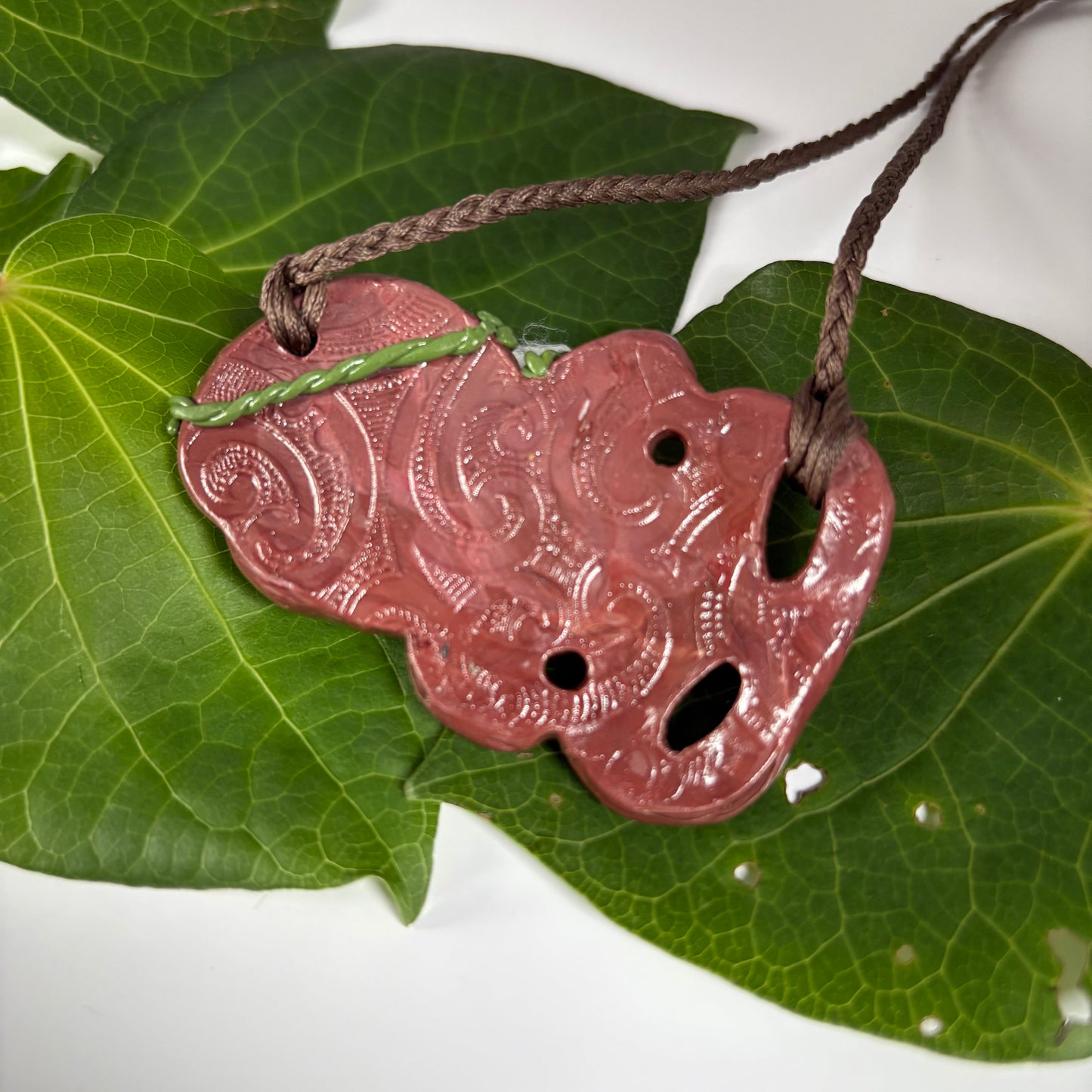 Hei Tiki – Kōwhai