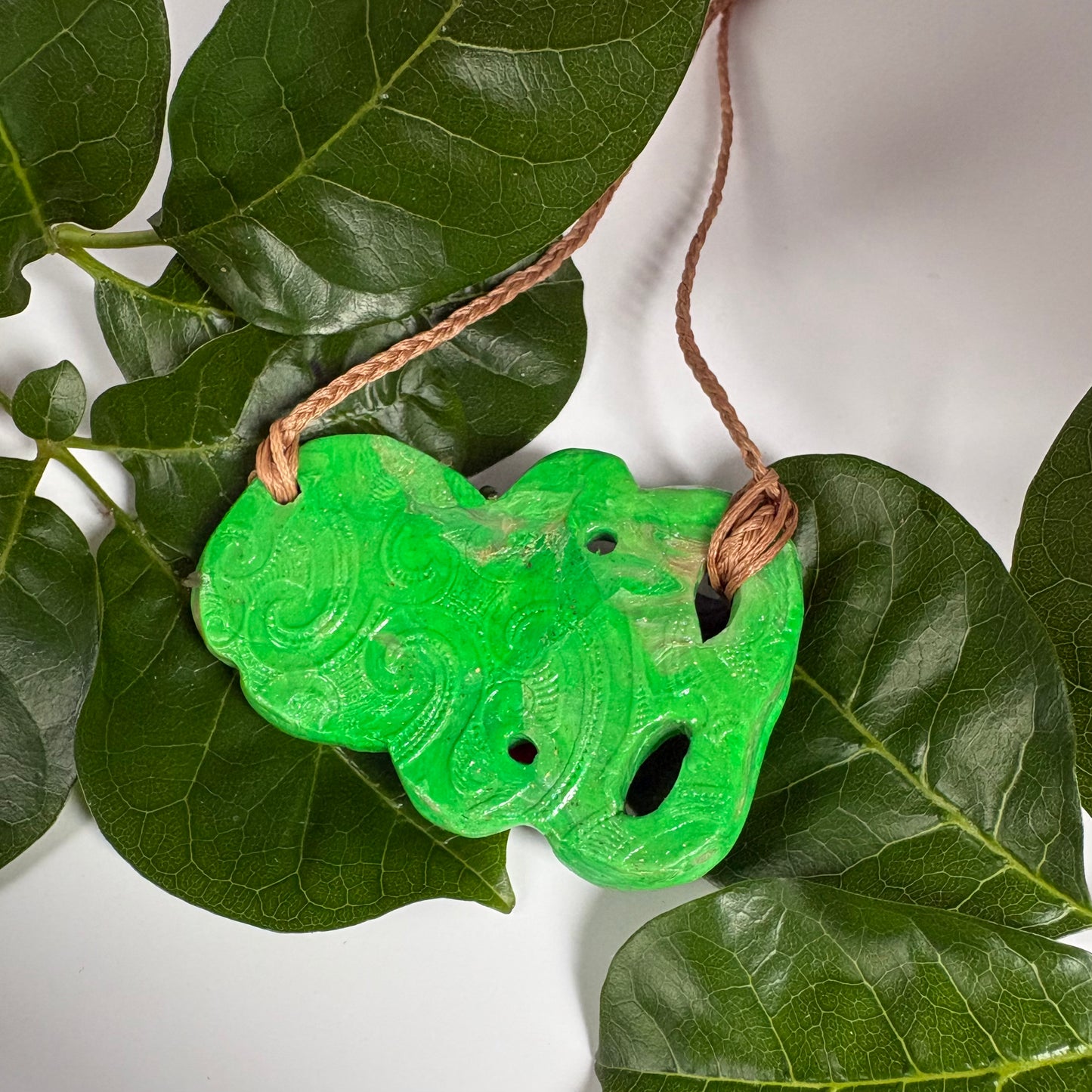 Hei Tiki – Pōhutukawa